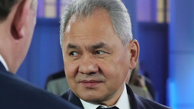 Menteri Pertahanan Rusia...