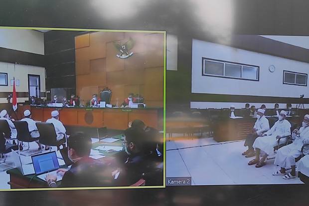 Habib Rizieq Hari Ini...