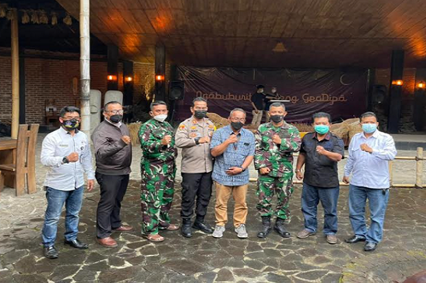 Dukung Geo Dipa, Warga...