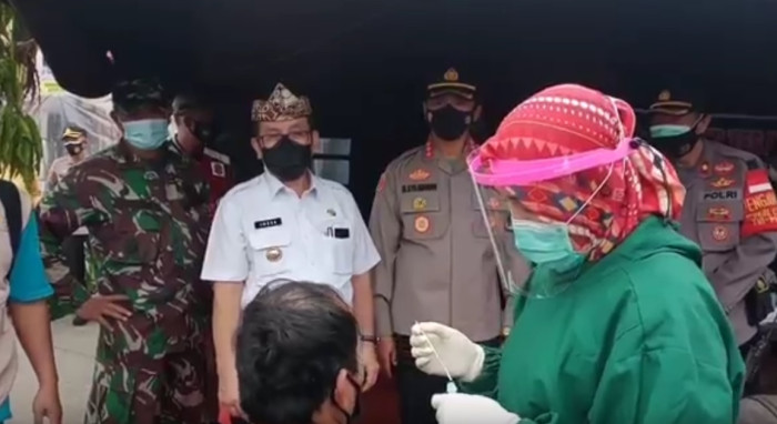 Masuk Cirebon, Tujuh...