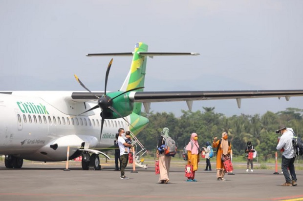 Perdana, Pesawat Citilink...
