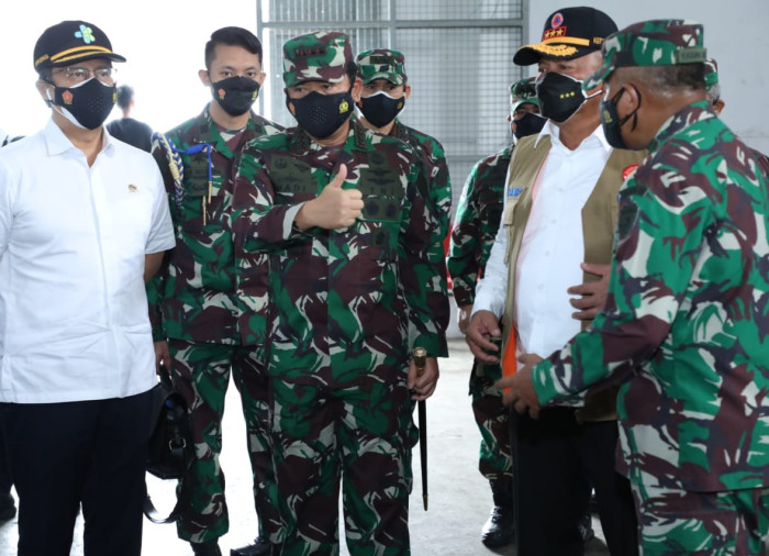 Panglima TNI Sidak Vaksinasi...