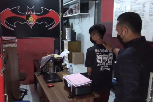 Terkena PHK Kantornya...