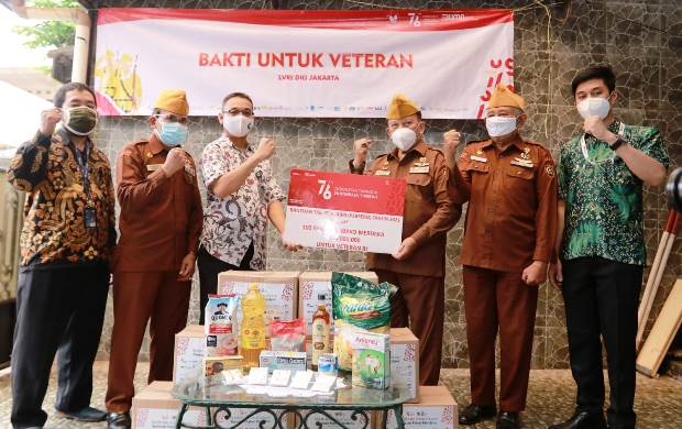 Peringati HUT RI ke-76,...