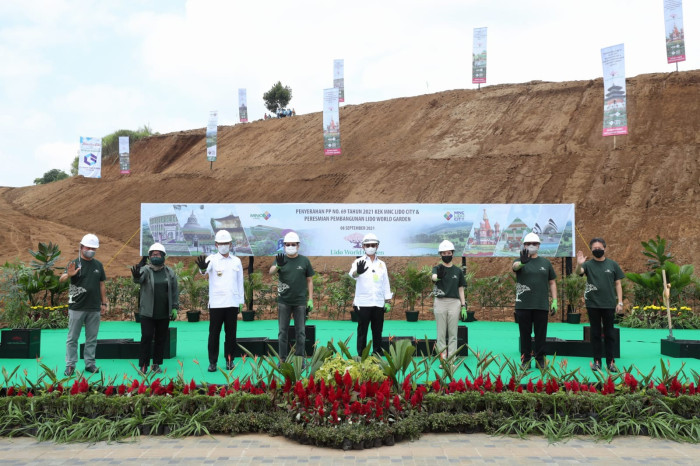 Ridwan Kamil Bangga,...
