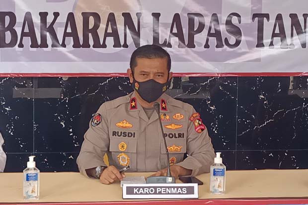 Tim DVI Identifikasi...