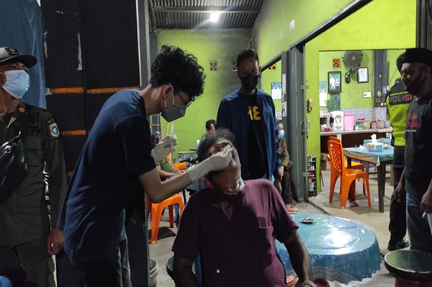 Tak Bisa Tunjukkan Bukti...