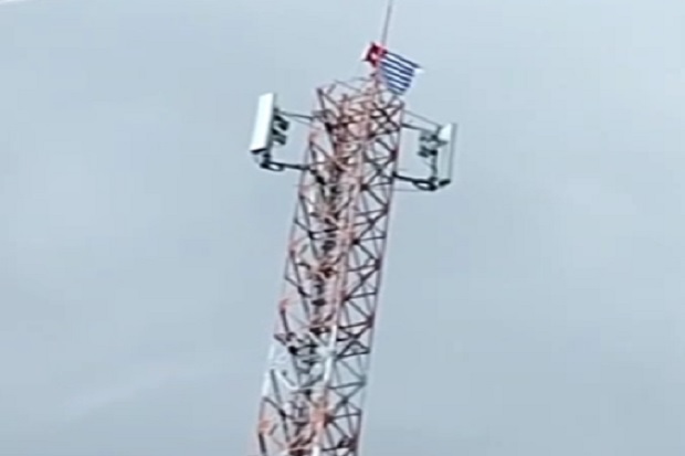 Breaking News! Bendera...