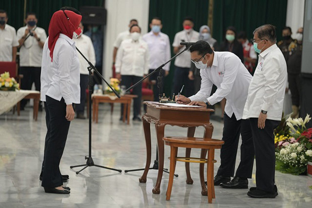 Jusuf Kalla Lantik Atalia...