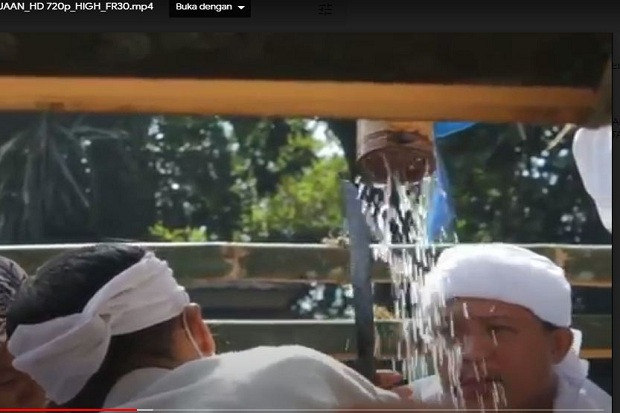 Nyangku, Tradisi Pencucian...