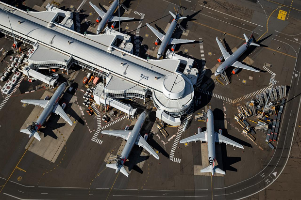 Deal! Bandara Sydney...