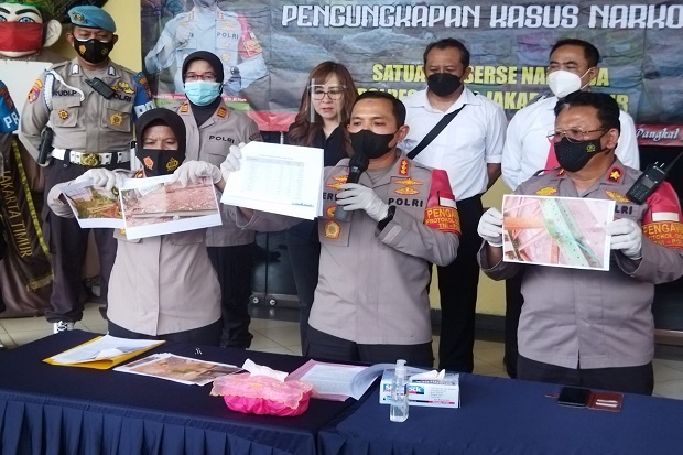 Pencurian Besi 111 Ton...