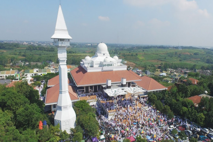 Masjid Az-Zikra Sentul...