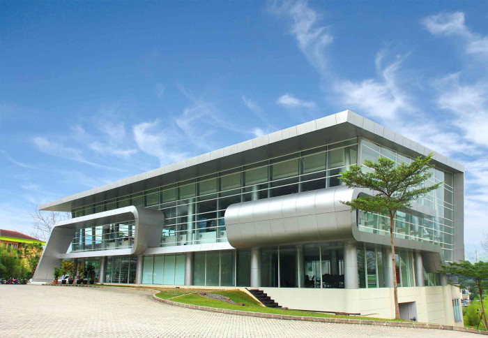 Data Center Bantu Memfasilitasi...