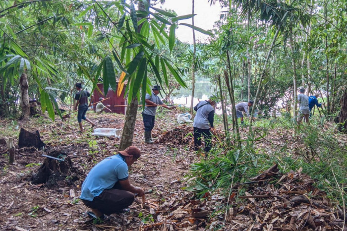 Ganjar Milenial Gotong...
