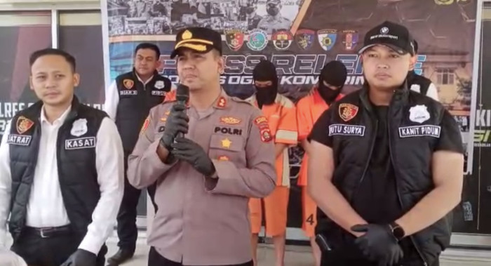 Cemburu 3 Remaja di...