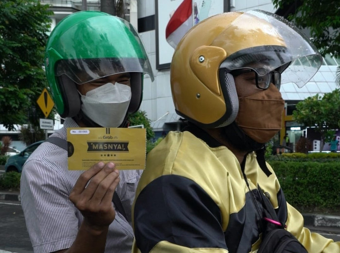 Pengguna Ojek Online...