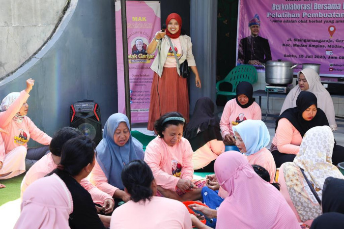 Mak Ganjar Gelar Pelatihan...