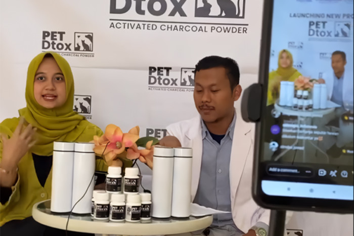 Mengatasi Keracunan...