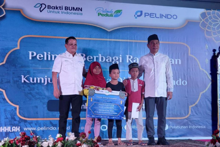 Berbagi di Ramadan,...