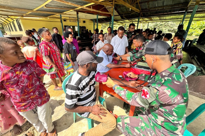Satgas Yonif 501 Kostrad...