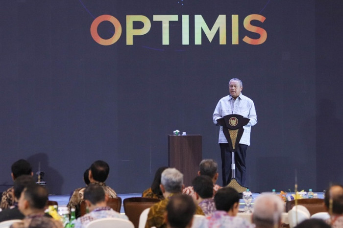 Kebijakan Pro Growth,...