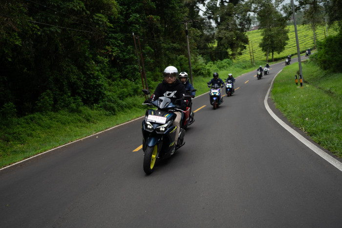 Test Ride Yamaha Aerox...