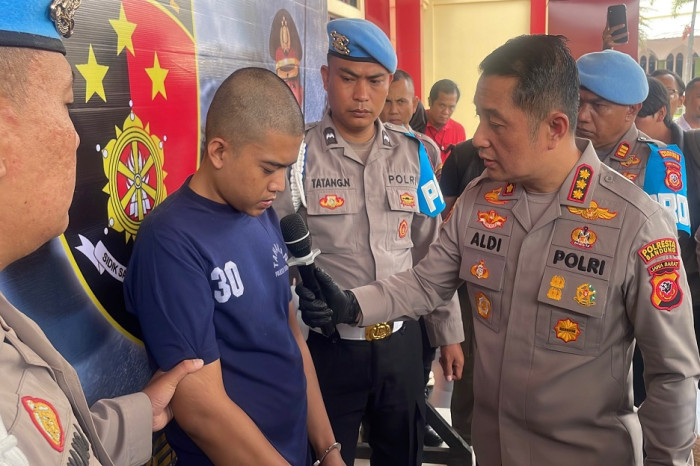 Paman Bacok Keponakan...