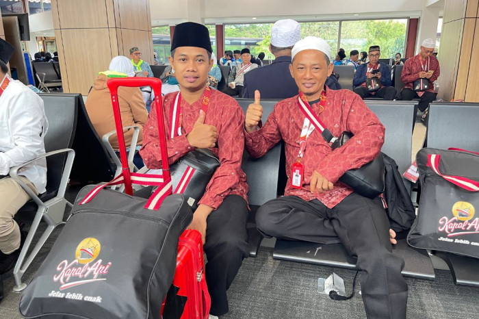 114 Jemaah Umrah Berangkat...