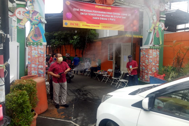 Cegah Corona, RW 08...