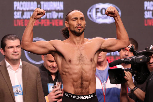Thurman Tantang Crawford:...