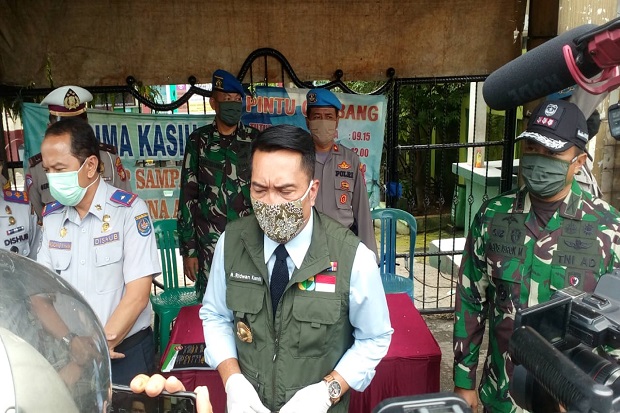 Banyak Pelanggar PSBB,...