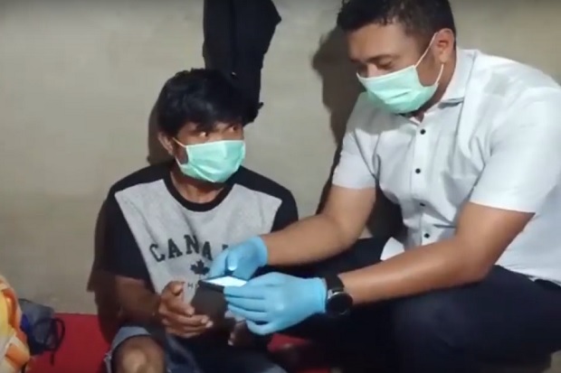 Menghina Dokter dan...