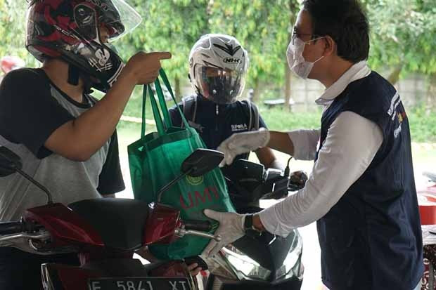 UMY Bagikan 1600 Paket...