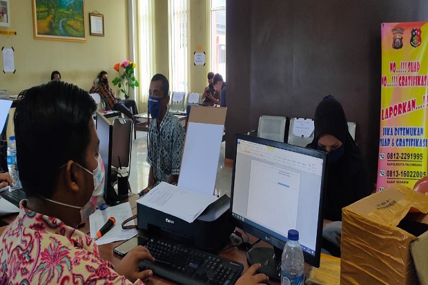 Beli Masker Online Rp4...