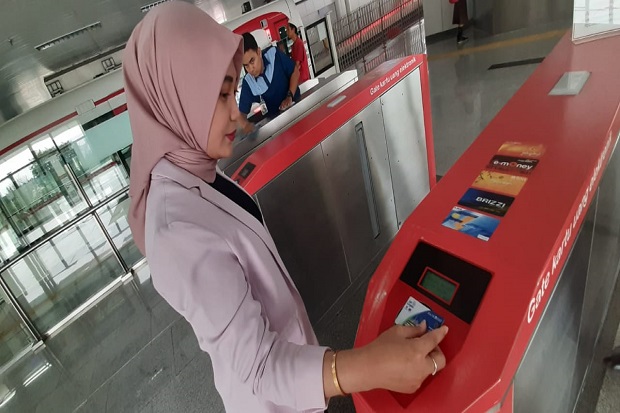 Bank DKI Imbau Nasabah...