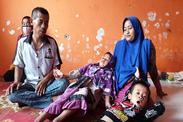 Kisah Keluarga Miskin...
