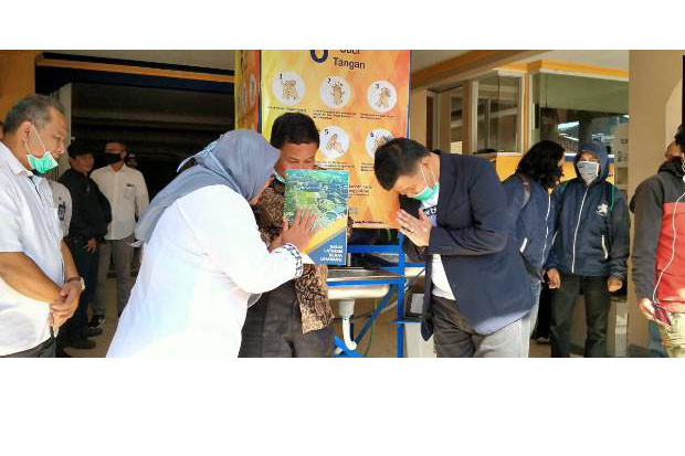 Cegah Penyebaran Covid-19,...