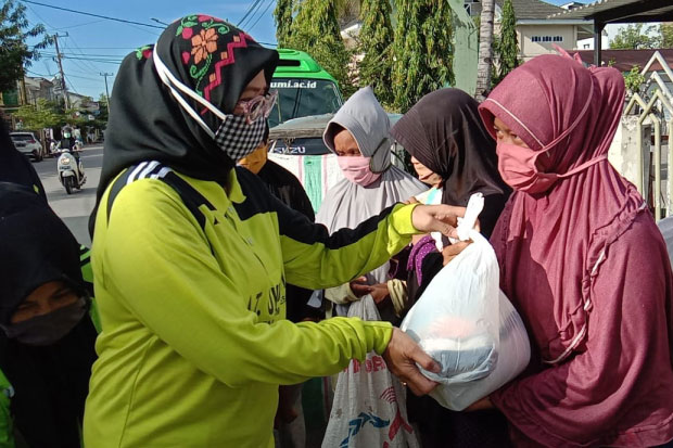 Warga Makassar Dapat...
