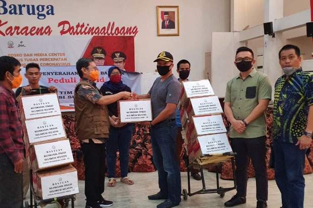 Berjuang Bersama Lawan...
