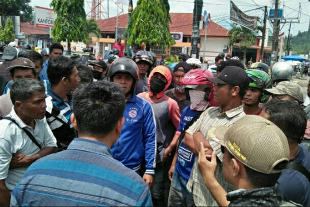 Tak Dapat Bantuan Covid-19,...