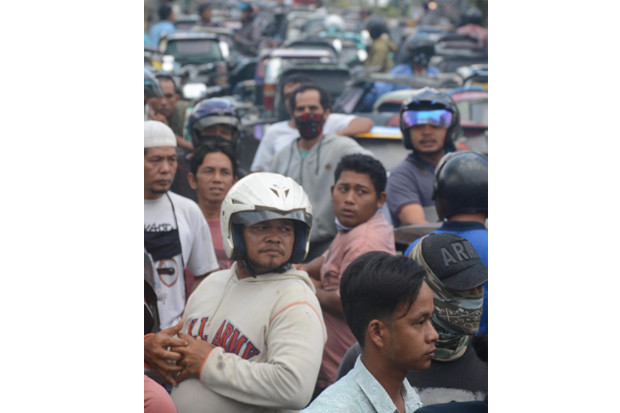 Selesai Salat Jumat,...