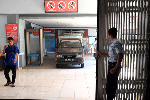 Lapas Makassar Jamin...