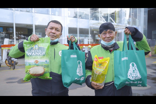 Peduli Dampak Corona,...