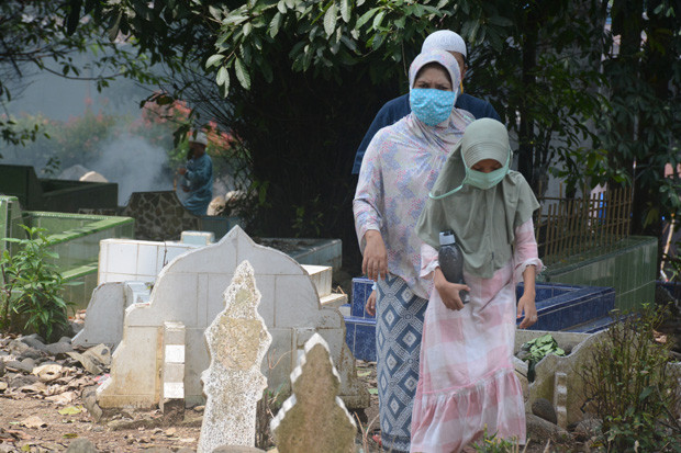 Sepinya Peziarah Kubur...