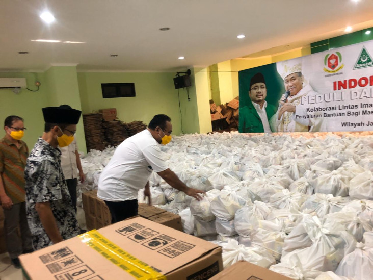 Gerakan Indonesia Peduli...