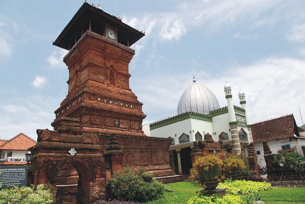 Wisata Religi : Mengenal...