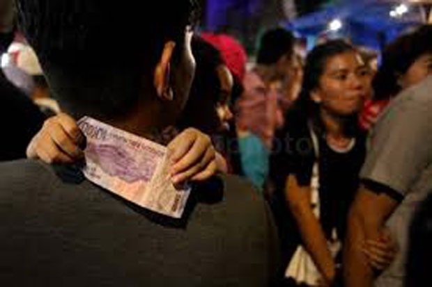 Bikin Keramaian saat...