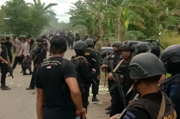 Bentrok Sentani Tewaskan...