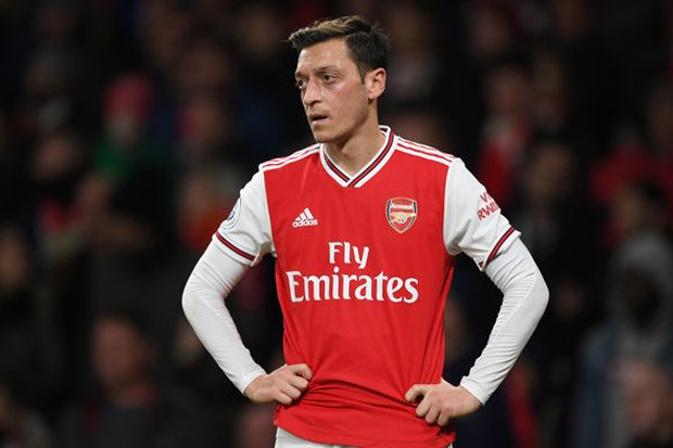 Mesut Oezil Tolak Pemotongan...
